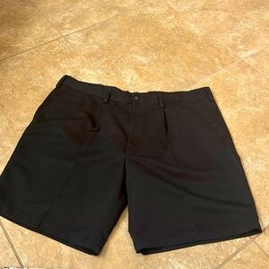 Men’s Dockers Black Shorts Size 42
